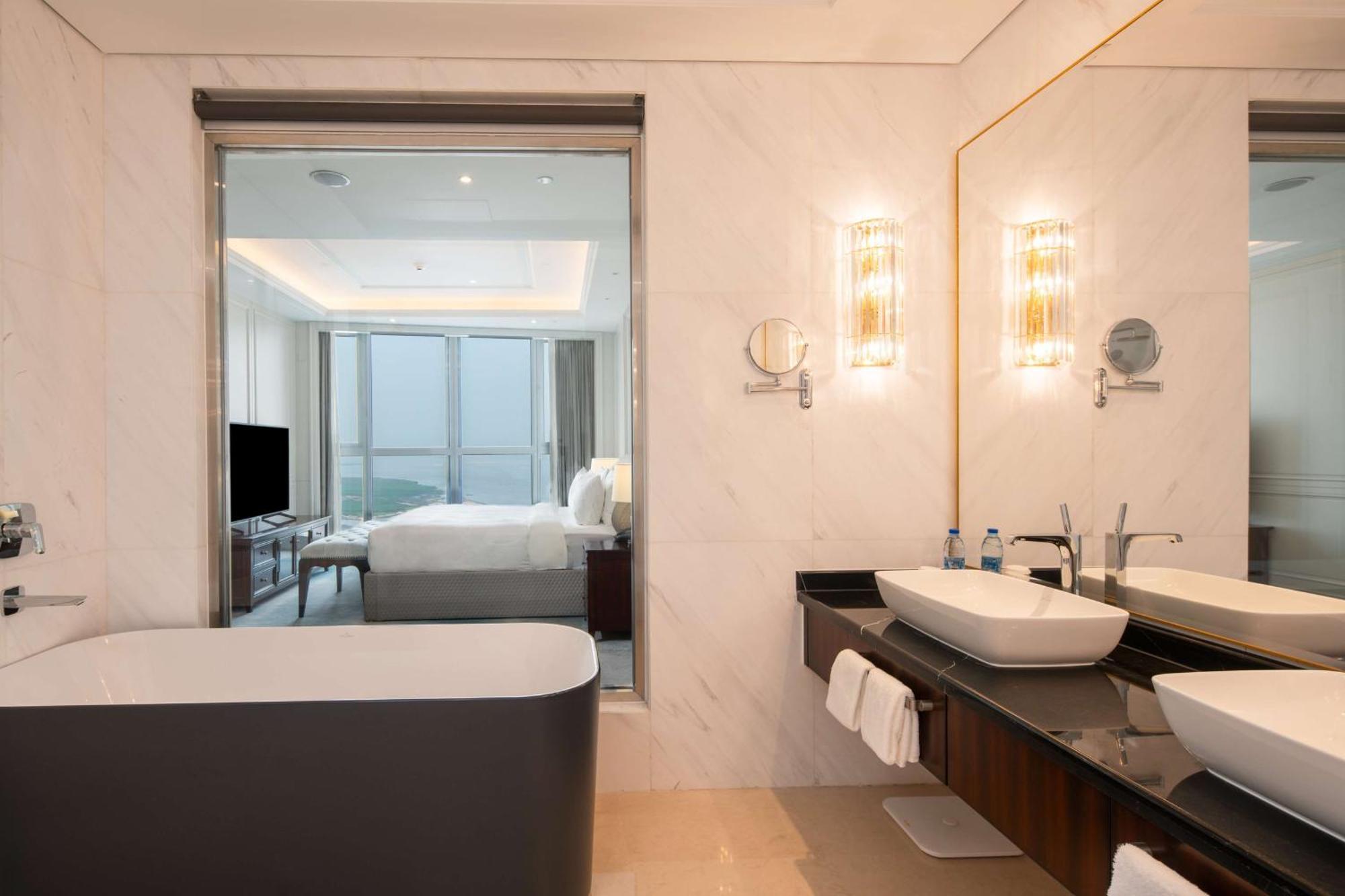 Hilton Brazzaville Les Tours Jumelles Hotel & Residences Εξωτερικό φωτογραφία