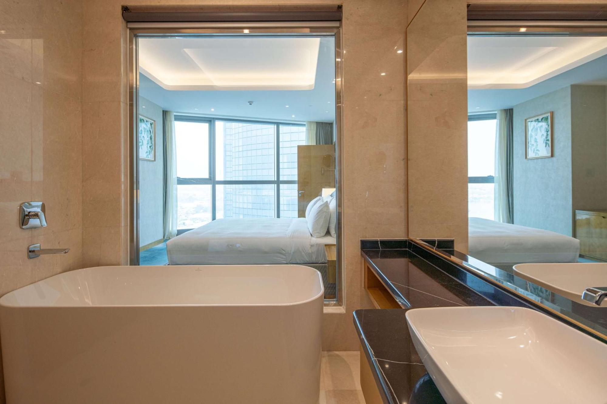 Hilton Brazzaville Les Tours Jumelles Hotel & Residences Εξωτερικό φωτογραφία