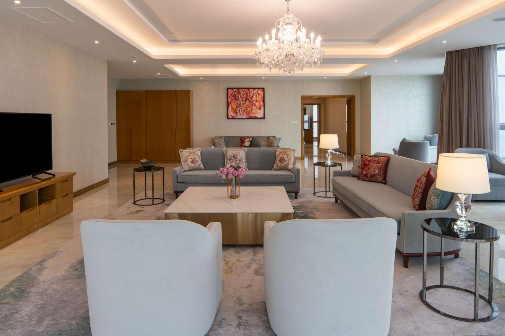 Hilton Brazzaville Les Tours Jumelles Hotel & Residences Εξωτερικό φωτογραφία