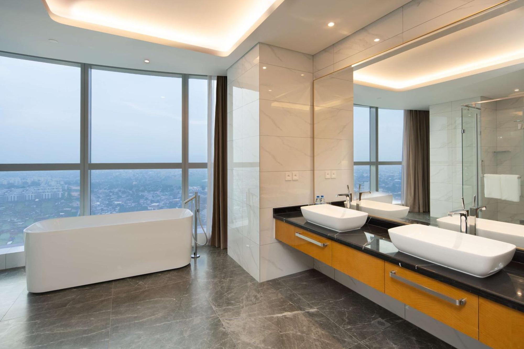 Hilton Brazzaville Les Tours Jumelles Hotel & Residences Εξωτερικό φωτογραφία